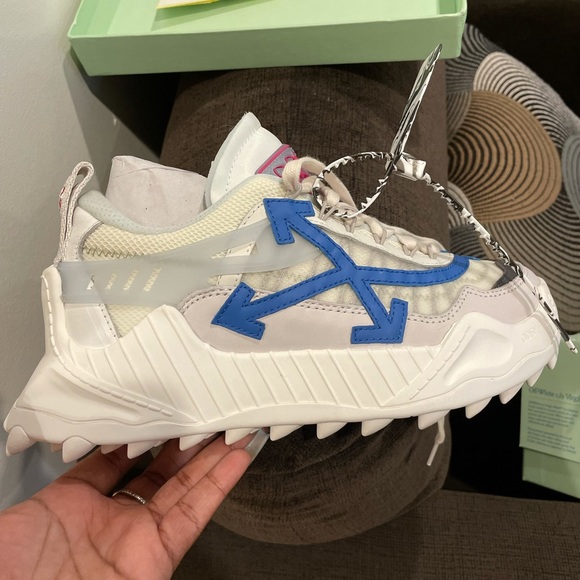 Gucci off white ODSY-1000 low top sneakers - Picture 2 of 3